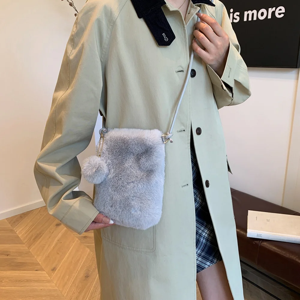 Women Handbags Fashion Plush Shoulder Bags Large Capacity Crossbody Bags For Ladies Phone Purse Small Flap For Autumn And Winter - Image 2