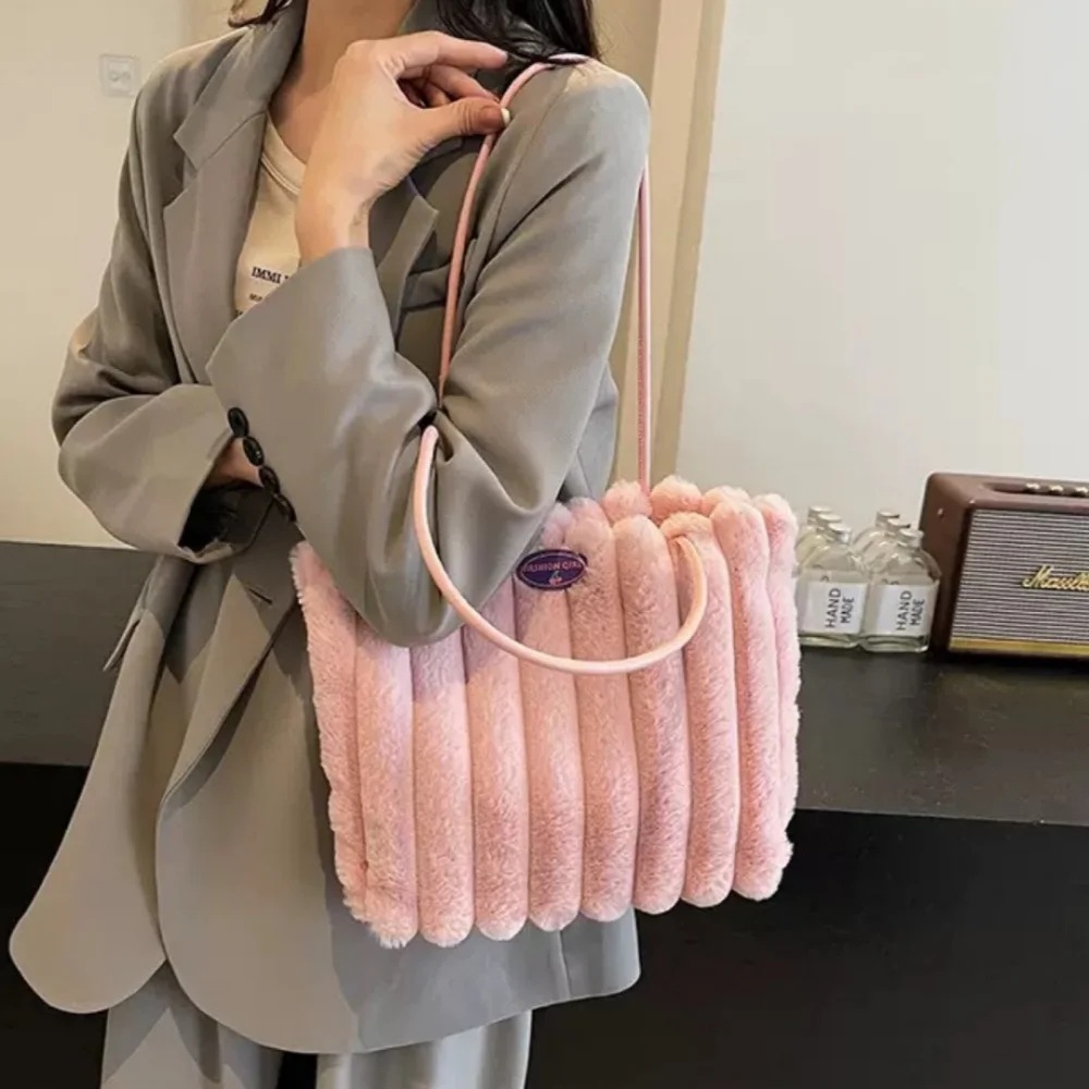 Plush Tote Bag Women's Crossbody Handbag Large Capacity Fur Single Shoulder Bag Street Style Velvet Commute Fashionable All-M... - Image 3